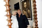 Naarden 19 juni 2024
Presentatie stormer sloep ism Monique des Bouvrie bij het Arsenaal. Bob Wisse en Jan des Bouvrie jr  zijn al hun hele leven vrienden . Monique des Bouvrie met partner Otto Klein