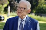 Haarzuilens 26 juni 2024
Nationale haringparty op kasteel de Haar. Mr Pieter v Vollenhoven met Frank Houben