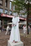 Groningen 1 juni 2024
Prinses Amalia zou vanaf volgend schooljaar aan de universiteit van Groningen gaan studeren . Ze is meerdere keren gezien bij VV dagen bij studentenvereiniging Vindicat . Vandaag was er een inloopdag in het hoofdgebbouw van Vindicat .