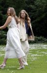 Den Haag 7 juni 2024
Fotouurte met de koninklijke familie op Huis ten Bosch .
Aanwezig Koning Willem Alexander Koningin Maxima Prinses Amalia Prinses Alexia Prinses Ariane en hun hondje Rambo.