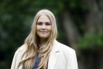 Den Haag 7 juni 2024
Fotouurte met de koninklijke familie op Huis ten Bosch .
Aanwezig Koning Willem Alexander Koningin Maxima Prinses Amalia Prinses Alexia Prinses Ariane en hun hondje Rambo.