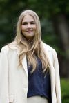 Den Haag 7 juni 2024
Fotouurte met de koninklijke familie op Huis ten Bosch .
Aanwezig Koning Willem Alexander Koningin Maxima Prinses Amalia Prinses Alexia Prinses Ariane en hun hondje Rambo.
