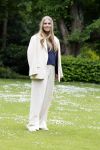 Den Haag 7 juni 2024
Fotouurte met de koninklijke familie op Huis ten Bosch .
Aanwezig Koning Willem Alexander Koningin Maxima Prinses Amalia Prinses Alexia Prinses Ariane en hun hondje Rambo.