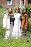 Den Haag 7 juni 2024
Fotouurte met de koninklijke familie op Huis ten Bosch .
Aanwezig Koning Willem Alexander Koningin Maxima Prinses Amalia Prinses Alexia Prinses Ariane en hun hondje Rambo.