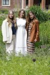 Den Haag 7 juni 2024
Fotouurte met de koninklijke familie op Huis ten Bosch .
Aanwezig Koning Willem Alexander Koningin Maxima Prinses Amalia Prinses Alexia Prinses Ariane en hun hondje Rambo.