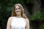 Den Haag 7 juni 2024
Fotouurte met de koninklijke familie op Huis ten Bosch .
Aanwezig Koning Willem Alexander Koningin Maxima Prinses Amalia Prinses Alexia Prinses Ariane en hun hondje Rambo.