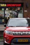 Amsterdam 27 mei 2024
Reiger op auto bij snackbar Ganzenpoort in de bijlmer.