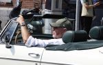 Amsterdam 24 juni 2024
Richard Kemper in zijn 50 jaar oude MG Cabrio uit 1974