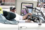 Amsterdam 24 juni 2024
Richard Kemper in zijn 50 jaar oude MG Cabrio uit 1974