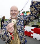 Lelystad 13 juni 2024
Rob kamphues en Jan Jaap v Roon organiseren met stichting groot hart een event , het grote race circus komt eraan, op de kartbaan in Lelystad .  Patrick Stoof is de presentator en ook Jack Plooij draagt zijn steentje bij. Rob Kamphues was er samen met zijn vriendin