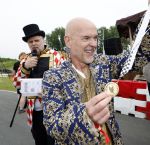 Lelystad 13 juni 2024
Rob kamphues en Jan Jaap v Roon organiseren met stichting groot hart een event , het grote race circus komt eraan, op de kartbaan in Lelystad .  Patrick Stoof is de presentator en ook Jack Plooij draagt zijn steentje bij. Rob Kamphues was er samen met zijn vriendin