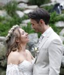 Arnhem 27 mei 2024
Trouwen Robbert de Nijs en zijn vrouw Sharon in Burgers Zoo. Zijn vader Rob de Nijs en moeder Belinda Meuldijk waren de getuigen .