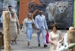 Arnhem 27 mei 2024
Trouwen Robbert de Nijs en zijn vrouw Sharon in Burgers Zoo. Zijn vader Rob de Nijs en moeder Belinda Meuldijk waren de getuigen .