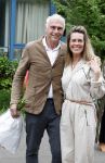 Amsterdam 4 juni 2024
Boekpresentatie Debbie de Jong van B&B Vol liefde . Suus Schenk met partner