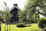 Amstelveen 30 mei 2024
Het huis / villa van Sven Kramer en Naomi v As aan de Amstel.