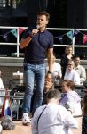 Zeewolde 29 mei 2024
Muziek feest op het plein in Zeewolde. Wilfred Genee