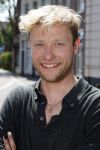 Wageningen 13 mei 2024
Presentatie musical 40-45 in hotel de Wereld met oa Soy Kroon Holly Brood Sjoerd Pleijsier Babette v Veen Kees Boot Frits Barend Dorian Bindels Gaia Aikman en Niniane Everaert. Wolter Weulink