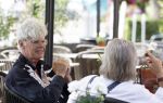 Laren 18 juni 2025 
Ad Visser op terras in Laren