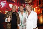 Amsterdam 1 juni 2025
Rene Froger krijgt na de laatste toppers in concert een koninklijke onderscheiding in de Johan Cruyff arena . Billy Dans kwam met zijn ouders