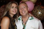 Amsterdam 1 juni 2025
Rene Froger krijgt na de laatste toppers in concert een koninklijke onderscheiding in de Johan Cruyff arena . De hele familike van Rene en Natasja is aanwezig . Natacha Danny Froger ( met vrouw) Didier Froger(met vriendin) en Maxim Froger (met vriendin) Ook Gerard Joling Jeroen v d Boom en Jan Smit waren natuurlijk aanwezig. Billy Dans met vriendin