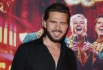 Amsterdam 1 juni 2025
Rene Froger krijgt na de laatste toppers in concert een koninklijke onderscheiding in de Johan Cruyff arena . Bouke Scholten