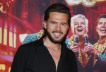 Amsterdam 1 juni 2025
Rene Froger krijgt na de laatste toppers in concert een koninklijke onderscheiding in de Johan Cruyff arena . Bouke Scholten