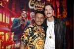 Amsterdam 1 juni 2025
Rene Froger krijgt na de laatste toppers in concert een koninklijke onderscheiding in de Johan Cruyff arena . Danny Froger en Bram Krikke