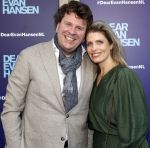 Amsterdam 16 juni 2025
Premiere Dear Evan Hansen in het deLaMar theater . Dominic Seldis met vrouw
