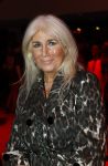Amsterdam 1 juni 2025
Rene Froger krijgt na de laatste toppers in concert een koninklijke onderscheiding in de Johan Cruyff arena . De hele familie van Rene en Natasja is aanwezig . Natacha Danny Froger ( met vrouw) Didier Froger(met vriendin) en Maxim Froger (met vriendin) Ook Gerard Joling Jeroen v d Boom en Jan Smit waren natuurlijk aanwezig. Julie Forsyth