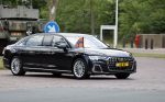 Amersfoort 18 juni 2023
Koning Willem Alexander en Prinses Amalia aanwezig bij de nieuwe standaard die overhandigt zal worden aan het Regiment Huzaren Prinses Catharina-Amalia op de Prins Bernhardkazerne. Het is de eerste keer nadat Prinses Amalia haar arm gebroken heeft na val van het paard . Koning Willem Alexander heeft nieuwe verlengde audi A8