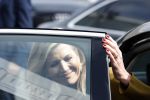 Amsterdam 11 juni 2025
Koningin Maxima vertrekt bij de RAI om naar haar dochter Prinses Amalia te gaan die in het ziekenhuis ligt ivm val van haar paard.