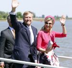 Lopik en Vianen 13 mei 2025
Streekbezoek Koning Willem Alexander en koningin Maxima . Sjors Frohlich is de brugemeester .