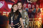 Amsterdam 1 juni 2025
Rene Froger krijgt na de laatste toppers in concert een koninklijke onderscheiding in de Johan Cruyff arena . Maxim Froger met vriendin Ruby