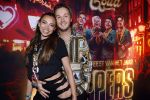 Amsterdam 1 juni 2025
Rene Froger krijgt na de laatste toppers in concert een koninklijke onderscheiding in de Johan Cruyff arena . Maxim Froger met vriendin Ruby