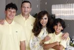 Abcoude 7 juni 2025
Najib Amhali met zijn vrouw Niama en hun zoons .