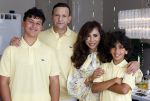 Abcoude 7 juni 2025
Najib Amhali met zijn vrouw Niama en hun zoons .