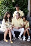 Abcoude 7 juni 2025
Najib Amhali met zijn vrouw Niama en hun zoons .