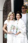 Amsterdam 5 juni 2025
Uiteiking talkies terras awards en presentatie Cover met daarop Nicolette v Dam . Event vond plaats bij Hotel Arena .
Nicolette v Dam met Bas Smit en Kristina Bozilovic