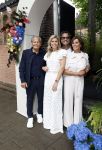 Amsterdam 5 juni 2025
Uiteiking talkies terras awards en presentatie Cover met daarop Nicolette v Dam . Event vond plaats bij Hotel Arena .
Nicolette v Dam met Bas Smit en zijn ouders
