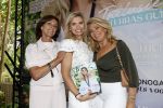 Amsterdam 5 juni 2025
Uiteiking talkies terras awards en presentatie Cover met daarop Nicolette v Dam . Event vond plaats bij Hotel Arena . Nicolette v Dam met moeder en schoonmoeder