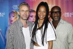 Amsterdam 19 juni 2025
Premiere a drags life bij pathe de munt . Aanwezige hoofdrolspelers zijn Miss Envy Peru en Janey Jacke . Patrick Martens Carolina Dijkhuizen en Jerrel Houtsnee