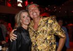 Amsterdam 1 juni 2025
Rene Froger krijgt na de laatste toppers in concert een koninklijke onderscheiding in de Johan Cruyff arena . De hele familike van Rene en Natasja is aanwezig . Natacha Danny Froger ( met vrouw) Didier Froger(met vriendin) en Maxim Froger (met vriendin) Ook Gerard Joling Jeroen v d Boom en Jan Smit waren natuurlijk aanwezig. Pieter v d Hoogenband met zijn vrouw Marie Jose