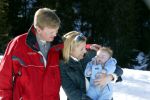 Lech 17 maart 2004
Prinses Maxima, Prins Willem Alexander en  Prinses Amalia   in Lech.  
Peter Smulders bv