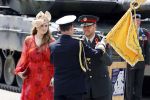 Amersfoort 18 juni 2023
Koning Willem Alexander en Prinses Amalia aanwezig bij de nieuwe standaard die overhandigt zal worden aan het Regiment Huzaren Prinses Catharina-Amalia op de Prins Bernhardkazerne. Het is de eerste keer nadat Prinses Amalia haar arm gebroken heeft na val van het paard .