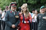 Amersfoort 18 juni 2023
Koning Willem Alexander en Prinses Amalia aanwezig bij de nieuwe standaard die overhandigt zal worden aan het Regiment Huzaren Prinses Catharina-Amalia op de Prins Bernhardkazerne. Het is de eerste keer nadat Prinses Amalia haar arm gebroken heeft na val van het paard .