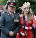 Amersfoort 18 juni 2023
Koning Willem Alexander en Prinses Amalia aanwezig bij de nieuwe standaard die overhandigt zal worden aan het Regiment Huzaren Prinses Catharina-Amalia op de Prins Bernhardkazerne. Het is de eerste keer nadat Prinses Amalia haar arm gebroken heeft na val van het paard .