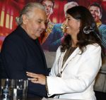 Amsterdam 1 juni 2025
Rene Froger krijgt na de laatste toppers in concert een koninklijke onderscheiding in de Johan Cruyff arena . De hele familike van Rene en Natasja is aanwezig . Natacha Danny Froger ( met vrouw) Didier Froger(met vriendin) en Maxim Froger (met vriendin) Ook Gerard Joling Jeroen v d Boom en Jan Smit waren natuurlijk aanwezig. Rene Froger krijgt koninklijke onderscheiding van burgemeester Barbara de Reijke  (Blaricum ) opgespeld. OOk de commisaris v de koningin Arthur v Dijk was aanwezig