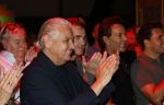 Amsterdam 1 juni 2025
Rene Froger krijgt na de laatste toppers in concert een koninklijke onderscheiding in de Johan Cruyff arena . Ook de andere toopers Jan Smit Gerard Joling en Jeroen v d Boom waren natuurlijk aanwezig.