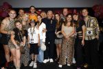 Amsterdam 1 juni 2025
Rene Froger krijgt na de laatste toppers in concert een koninklijke onderscheiding in de Johan Cruyff arena . De hele familike van Rene en Natasja is aanwezig . Natacha Danny Froger ( met vrouw) Didier Froger(met vriendin) en Maxim Froger (met vriendin) Ook Gerard Joling Jeroen v d Boom en Jan Smit waren natuurlijk aanwezig. Ook de eerste vrouw van Rene Yolanda Punt was aanwezig