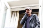 Amsterdam 5 juni 2025
Zanger Sting komt met een boot aan bij Carre om musical THE LAST SHIP te promoten . Het was ongelofelijk slecht weer maar desondanks stonden er toch honderden fans op hem te wachten .